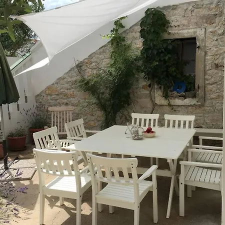 Renovated Old Stonehouse Dana - Pag